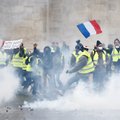 Беспорядки и слезоточивый газ в Париже: задержаны сотни активистов