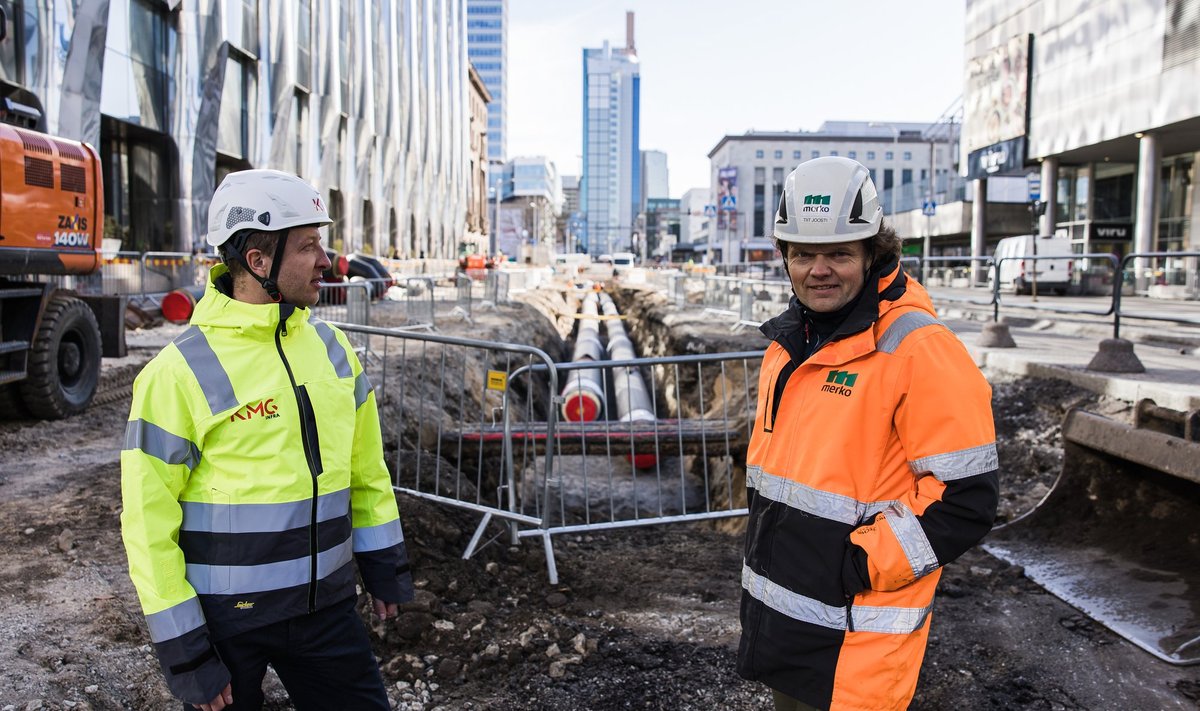 Merko Ehituse projektidirektor Tiit Joosti (paremal) on olnud Tallinna kõigi viimase kümne aasta suurte trammitee ehituste eesotsas. Partnerina on tavaliselt kaasatud KMG mehed. Vanasadama trammitee ehitusel töötab Joostiga paarisrakendina KMG projektijuht Marko Pikk.