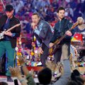 VIDEO: Ups! Fännide kihlumise pärast kontserdi peatanud Coldplay ninamees kutsus lavale vale naise