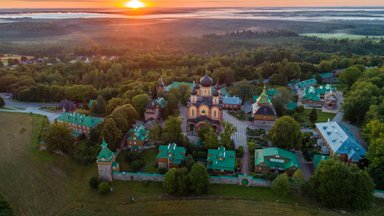 Управа района Ласнамяэ приглашает жителей района на бесплатную экскурсию в Пюхтицкий монастырь