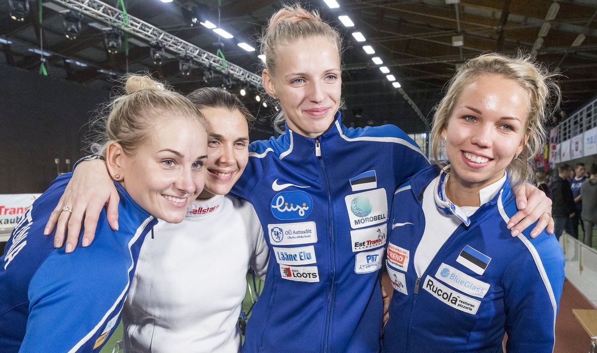 Kristina Kuusk, Irina Embrich, Katrina Lehis ja Erika Kirpu eelmisel aastal Tallinna Mõõgal, kus finaalis alistati 24:21 Prantsusmaa.