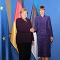 ФОТО | Президент Кальюлайд встретилась с Ангелой Меркель и поделилась опытом Эстонии в цифровой сфере
