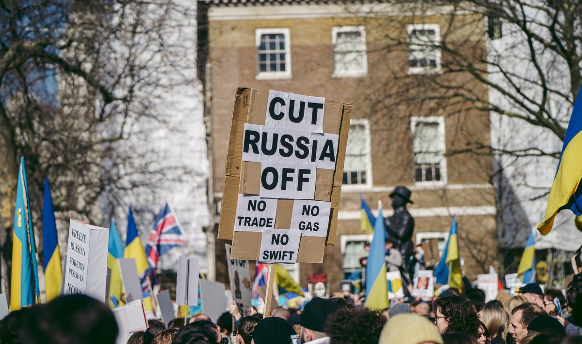 Tuhanded britid kogunesid mullu veebruari lõpus Londoni tänavatele, et nõuda Venemaale sanktsioonide kehtestamist.