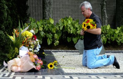 Velásquez 2015. aastal Pablo Escobari hauaplatsil. (Foto: AFP)