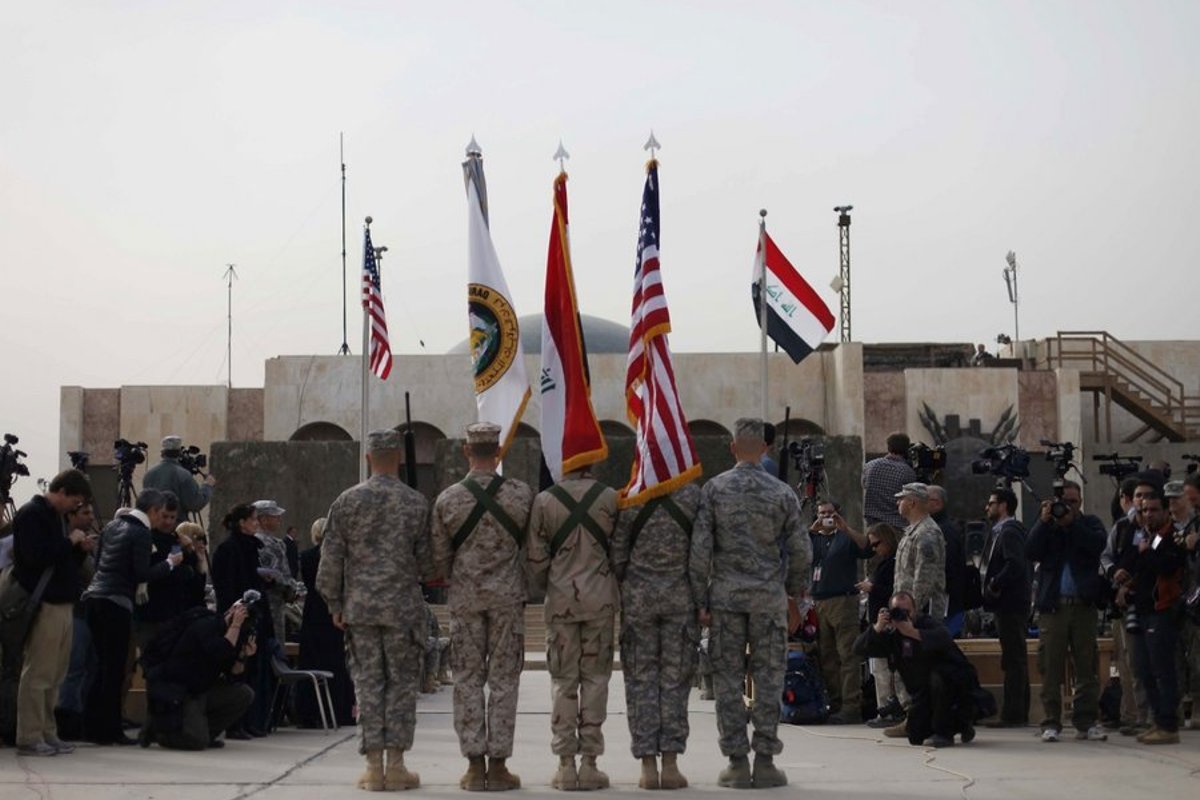 Завершение военной операции. Аэропорт Багдад армия США 2003.