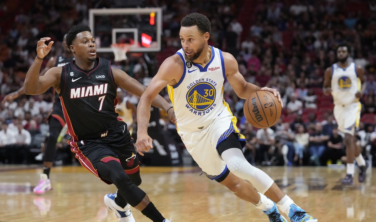 Stephen Curry kohtumises Miami Heati vastu.