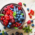 Сохраните свежесть и вкус летних ягод и фруктов: полезный совет, как их правильно мыть
