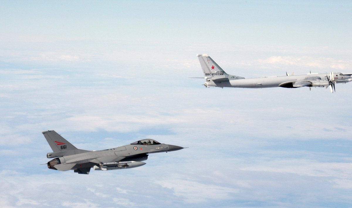 Norra F-16 ja Vene Tu-95