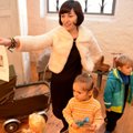 ФОТО: В Кяру открылась выставка колясок