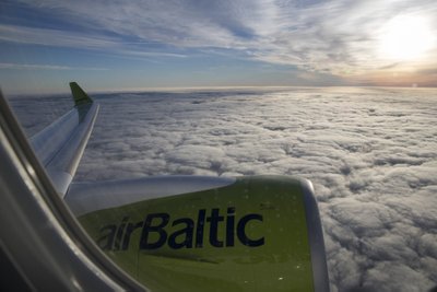 AirBaltic lennuk CS300