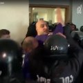 VIDEO | Gruusia politsei ründas suurima opositsioonierakonna kontorit ja vahistas selle juhi