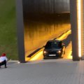 ФОТО и ВИДЕО | "Варварство и бескультурье!" На мемориале жертвам коммунизма устроили фотосессию для BMW
