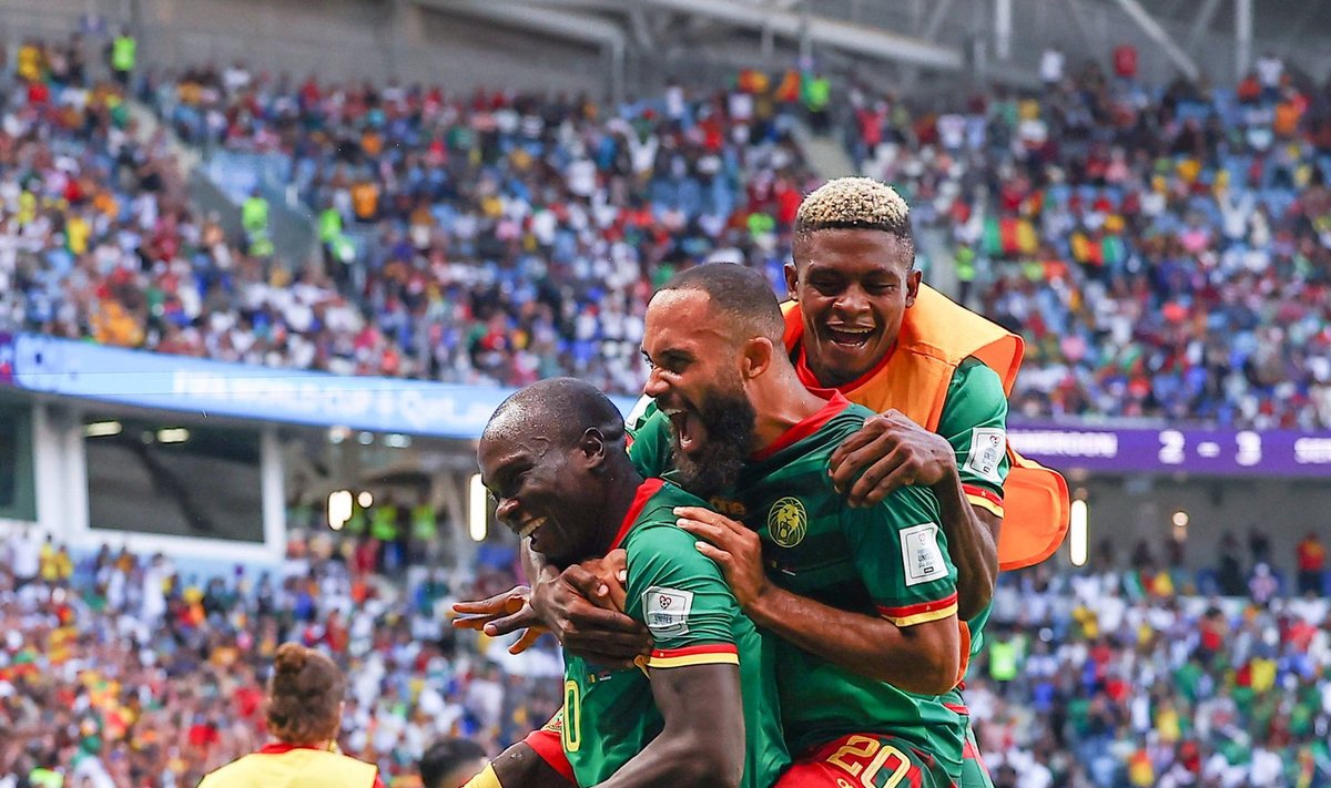 Kameruni mängijad rõõmustavad