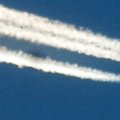 FOTO: Lugeja püüdis pildile taevasse ringe joonistanud lennuki