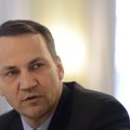 Poola: Krimmis toimuv on "väga ohtlik mäng"