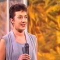 VIDEO: Retroapsakas! Vaata, kuidas noor Maire Aunaste 20 aastat tagasi "Reisile sinuga" saatekavaleri peale käratas