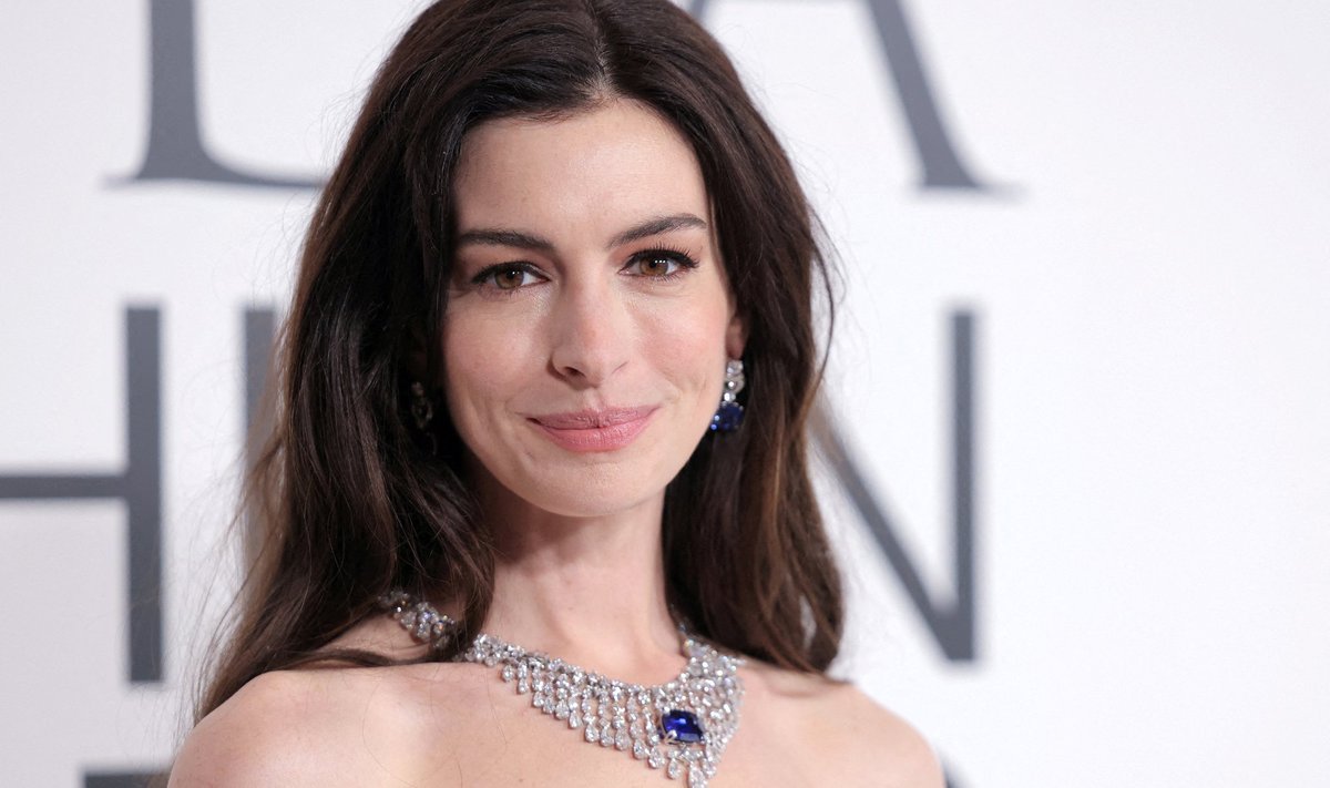 Anne Hathaway