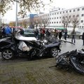 BLOGI ja FOTOD: Politsei ja prokuratuur andsid autovraki taustal kommentaare Pärnamäe traagilise avarii kohta