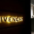 Givenchy moemaja nimetas ametisse uue loovjuhi
