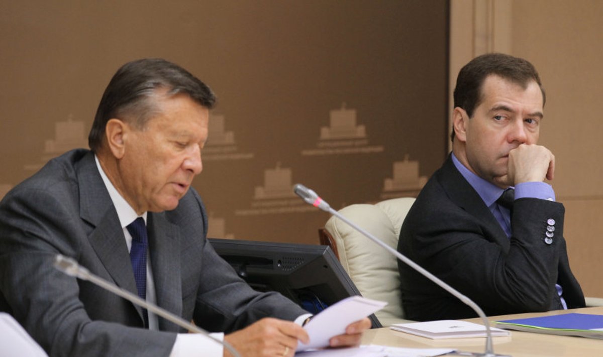 Gazpromi direktorite nõukogu esimees Viktor Zubkov ja Venemaa peaminister Dmitri Medvedev 