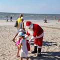 FOTO: Pärnu rannas tegutses nädalvahetusel laste sõber jõuluvana