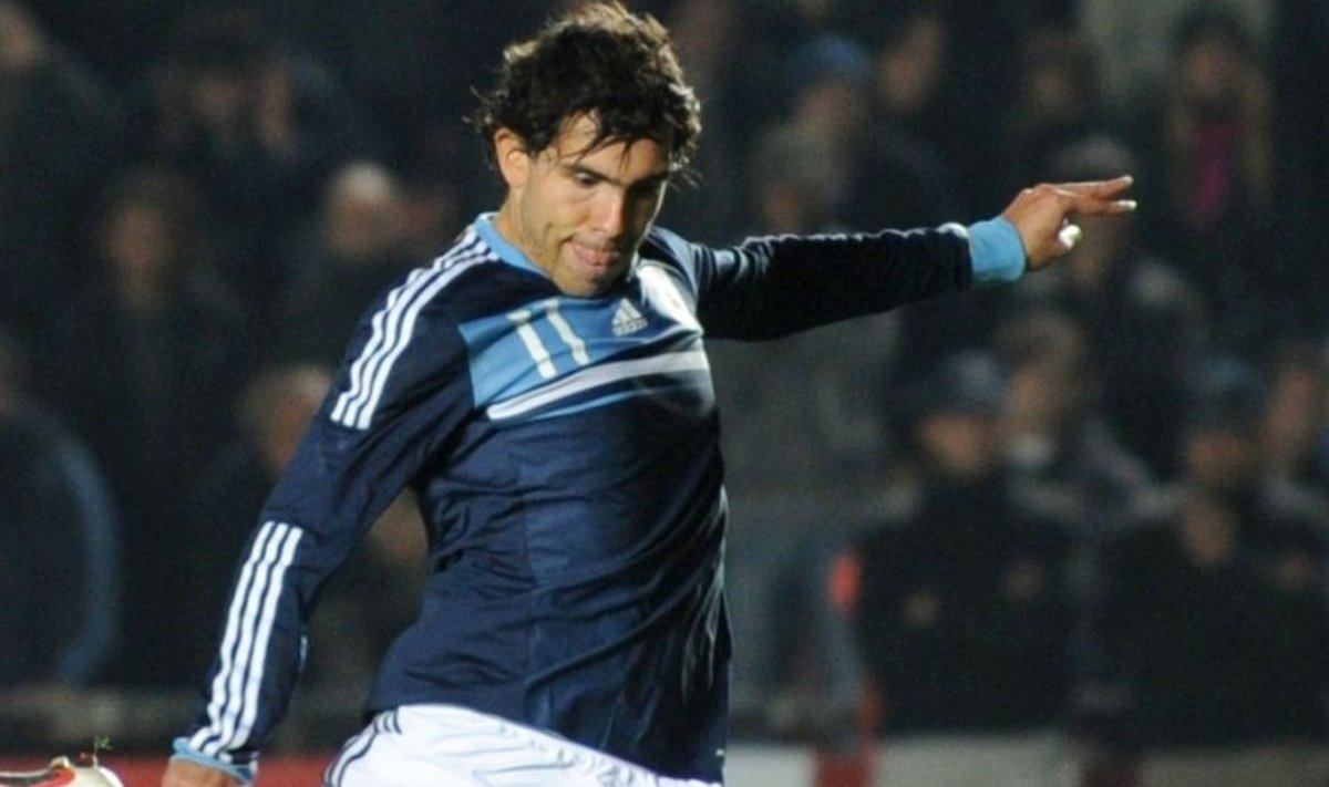 Carlos Tevez, argentiina jalgpall