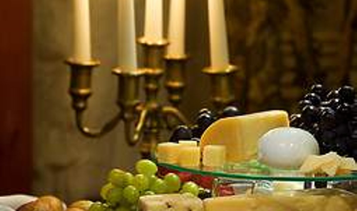 TÄHTSAD RIVIS: Itaalia roogade ainulaadsus tuleneb tihti toidu valmistamisel kasutatud juustust. TIIT BLAAT