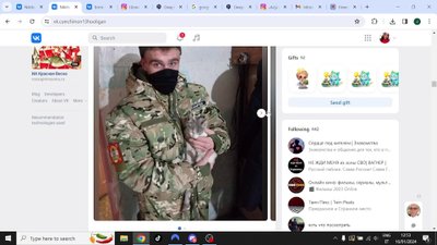 Vene sõdur Nikita saatis endast nunnu pildid kassiga. 
