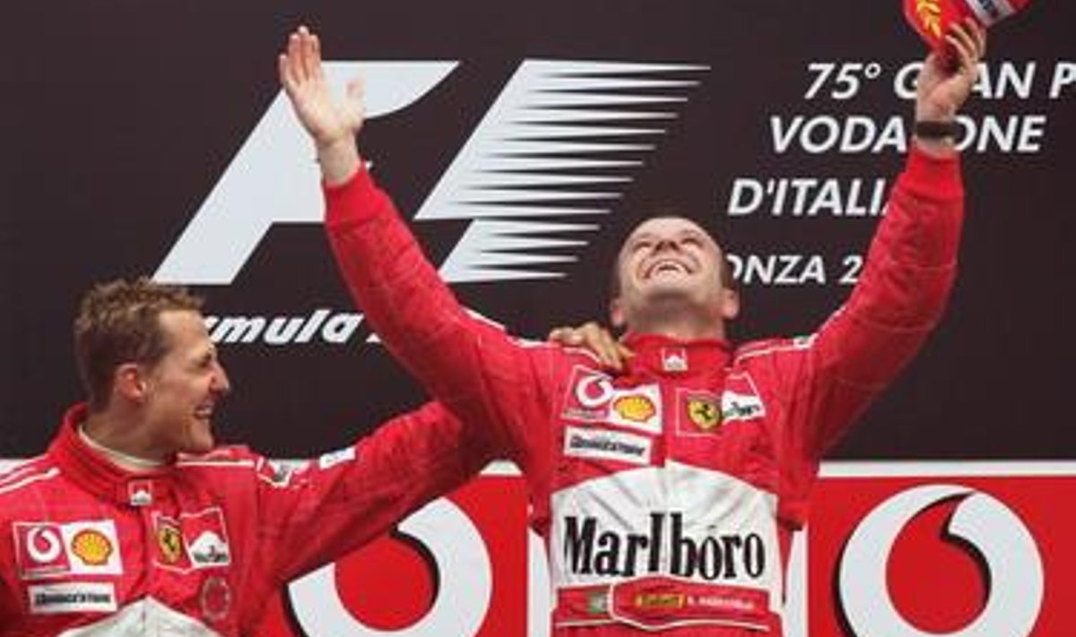Michael Schumacher ja Rubens Barrichello Itaalia GP autasustamisel