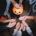 KAHE POOLE DEBATT | Halloween — saunaõhtut rikkuvad lapsed või võimalus sõpradega kostüümipidu pidada?