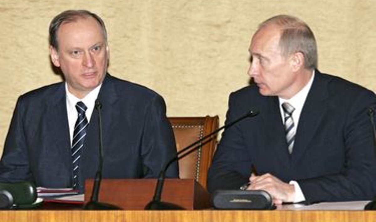 Vanad semud: Venemaa Föderaalse Julgeolekuameti juht Nikolai Patrušev ja Vladimir Putin