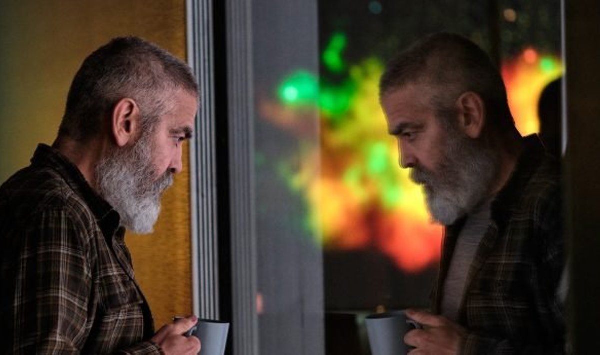 George Clooney filmis "Kesköine taevas"
