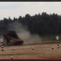 VIDEO ja FOTOD: Moskva lähedal toimuvat tankibiatloni juhib Venemaa, kuveitlased keerasid tanki üle katuse