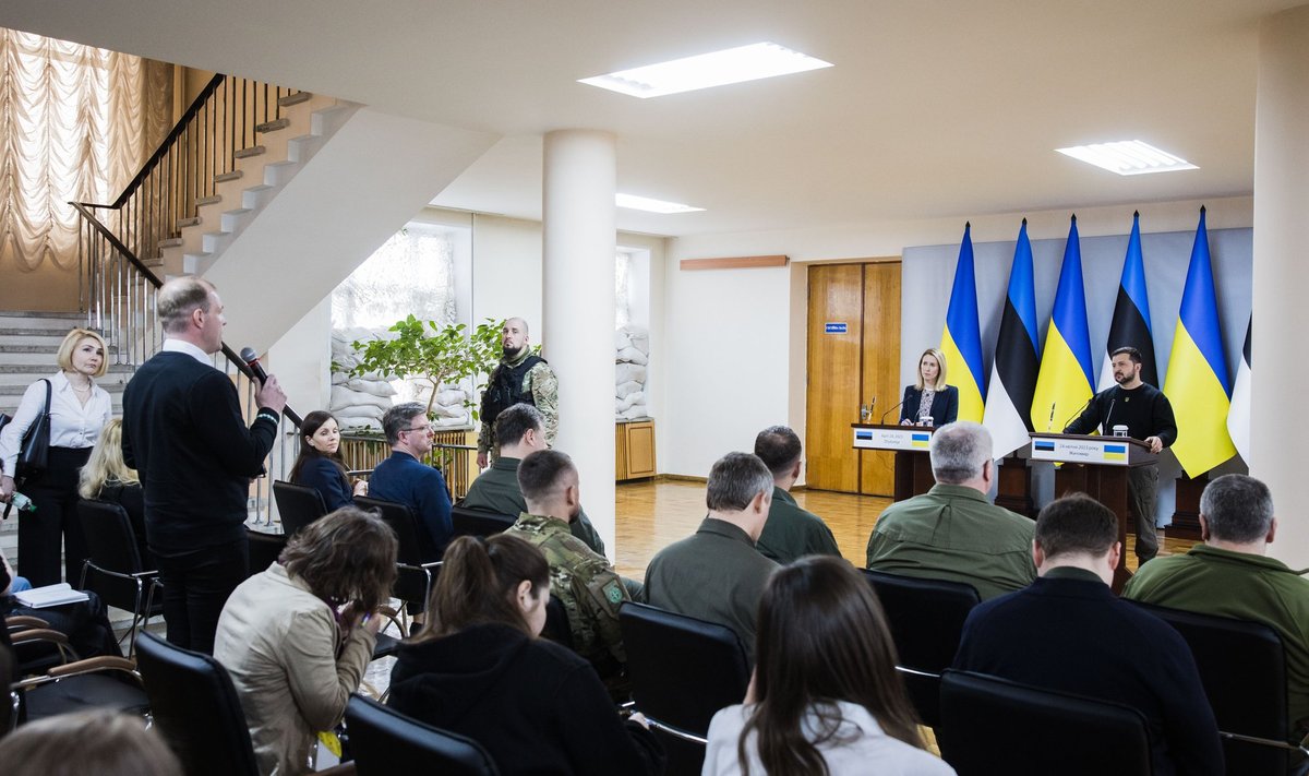 PAHANDUS: Kui Slava Ukraini skandaali Ukraina osapooled peaksid olema midagi valesti teinud, tuleks neil oma piibud ja prillid väga kindlas kohas hoida.