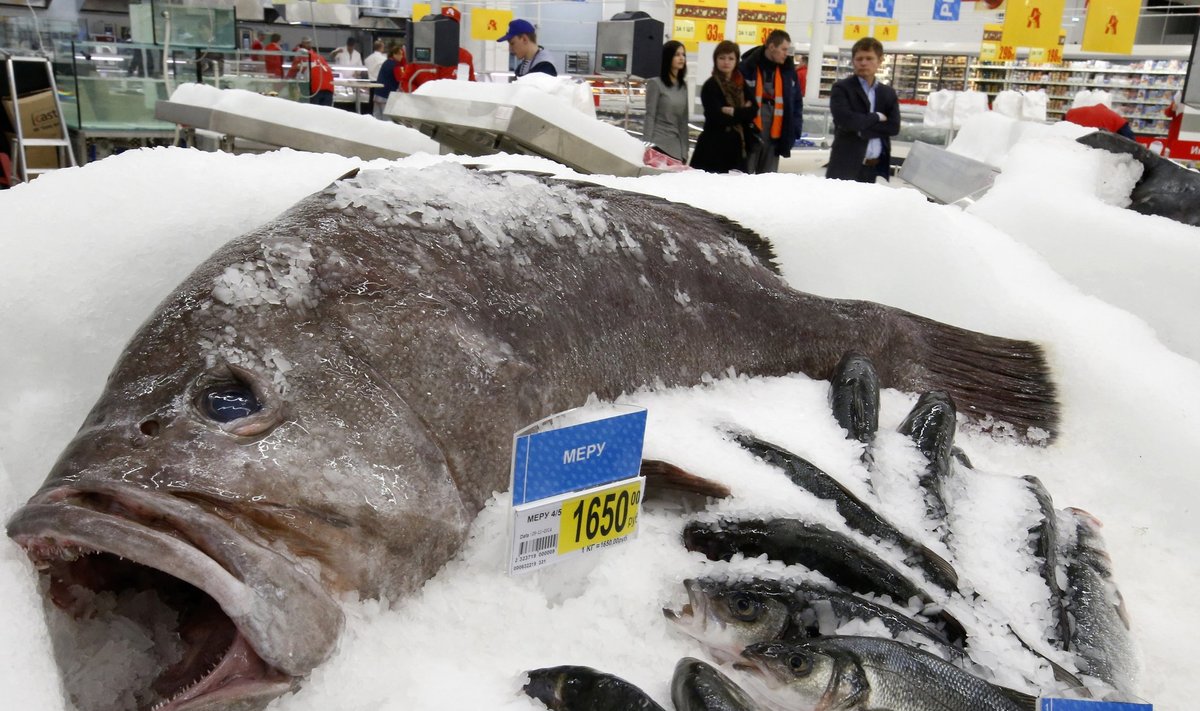 Külmutatud kala Moskva toidupoes.