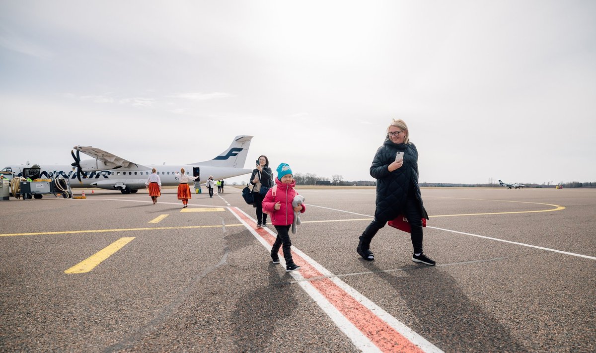 Reisijaid Helsingist Tartu lennujaama lähema kuu aja jooksul ei jõua.