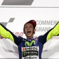 Rossi võitis MotoGP hooaja avavaatuse Kataris