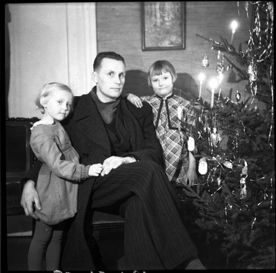  Jõulud perekond Vilde kodus, AM N 43750:1, Eesti Ajaloomuuseum SA, http://www.muis.ee/museaalview/2403893