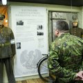 DELFI FOTOD: Mundris mannekeenid vallutasid Saaremaa sõjavara muuseumi