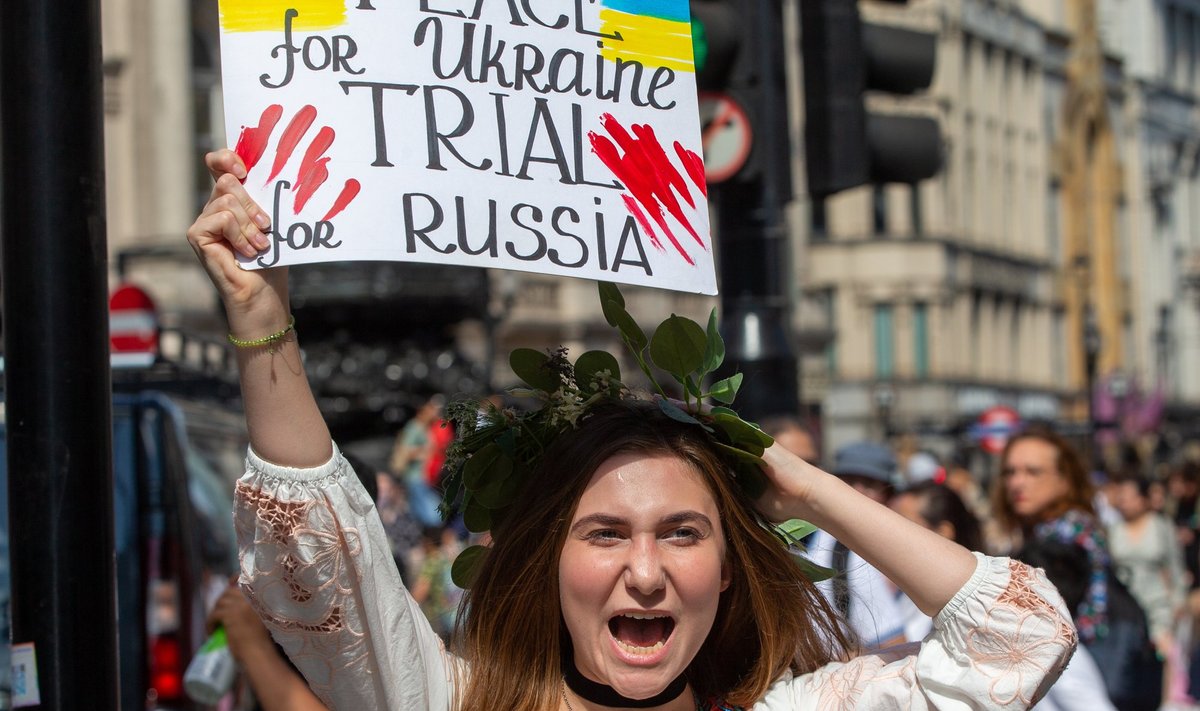 War Is Not Ove -  Ukrainian PRotest ?n London