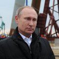 Путин предложил временно освободить от уплаты налогов самозанятых россиян