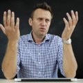 Суд запретил Навальному и Офицерову покидать Киров