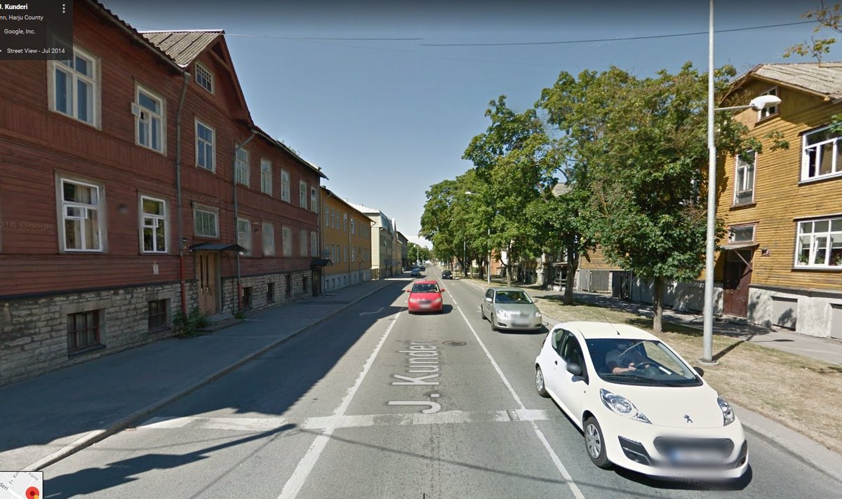 Tallinn, J. Kunderi 34 juures (Google Street View ekraanitõmmis)