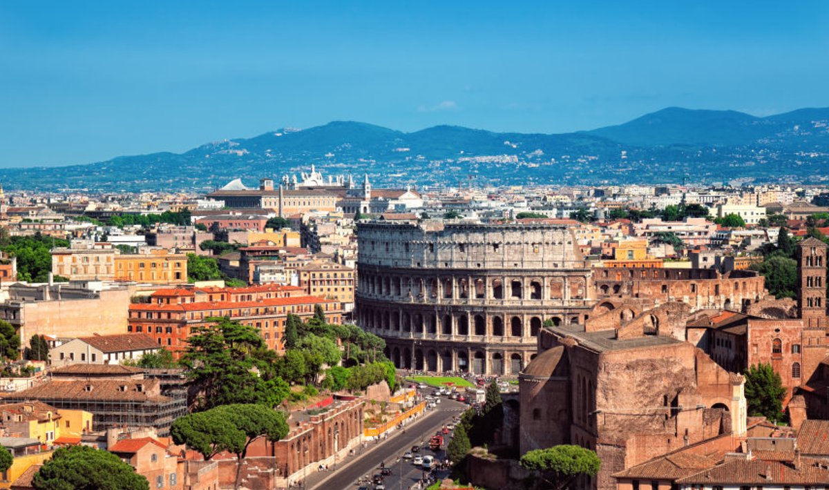 Reisi jooksul käivad Kõpu vallaametnikud ka Roomas, kus tutvuvad arhitektuuri ja kunstiga