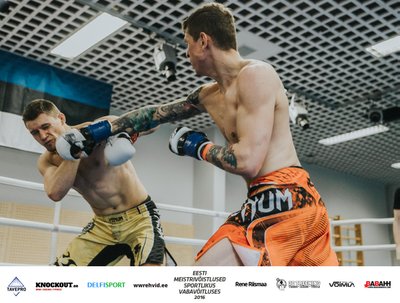 -77,1 kg poolfinaal: Siim ASPERK (vasakul) vs Mario KALLAS (aprill 2016).