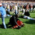 Vandekohus: 1989. aastal Inglismaal Hillsborough’ staadionil 96 inimelu nõudnud rüseluse põhjustasid politsei vead