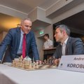FOTOD: Garry Kasparov andis kiirmale noorte EM-i toetuseks malesimultaani
