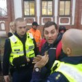 FOTO | Purjus mees ründas Pärnus kahte 13-aastast koolipoissi
