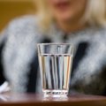 Как правильно пить? 5 мифов о питьевой воде