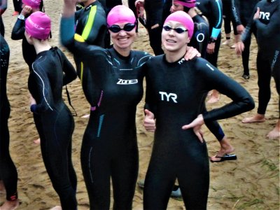 Ema ja tütar Ironman Tallinn stardi ootel.